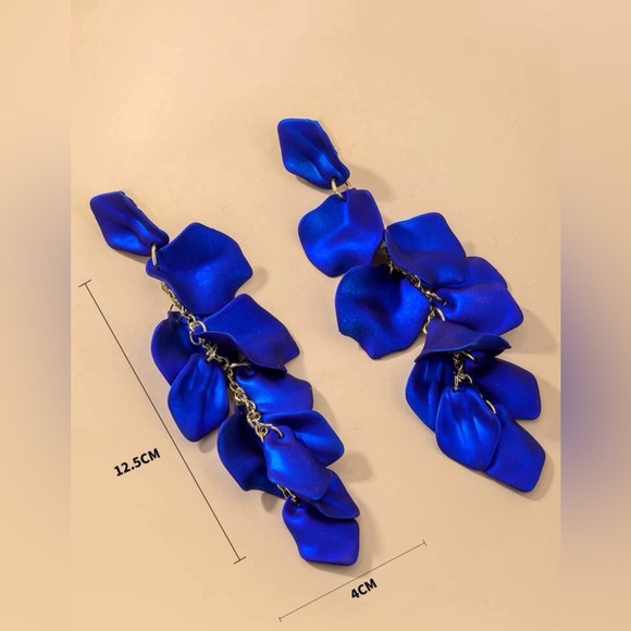 Royal Blue Petal Earrings - Picture 3 of 4